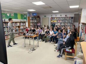 Bessenyei G�bor �r�-olvas� tal�lkoz� (2026. 04. 21.)